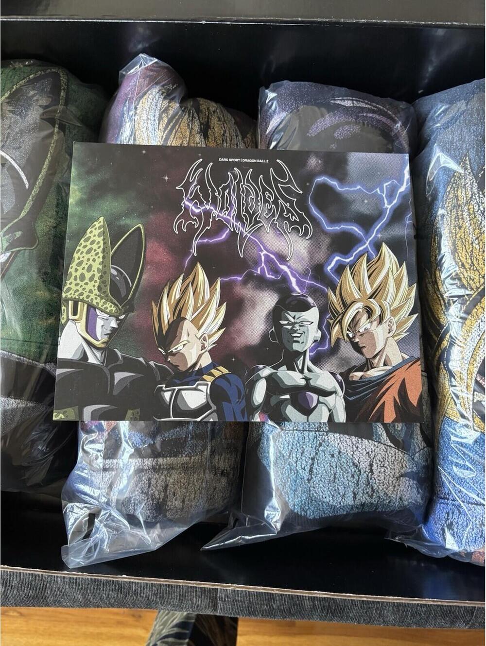 NEW Darc Sport x Dragon Ball Z [Large]  HOODIE BOX SET